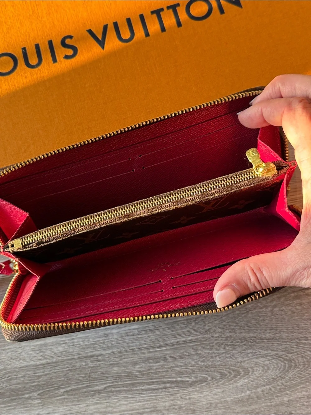 Louis Vuitton Clemence Fuchsia Monogram